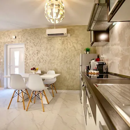 Ena Appartement *
